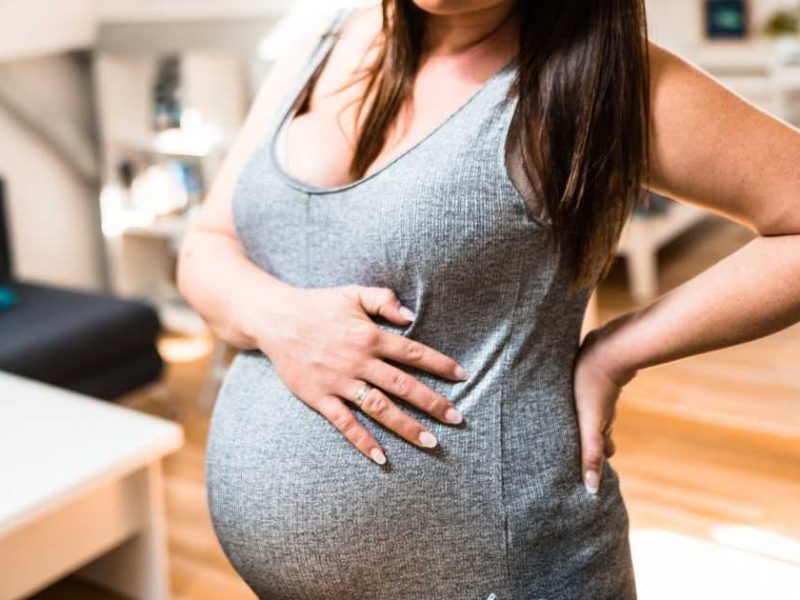 pregnant woman who's belly is hurting