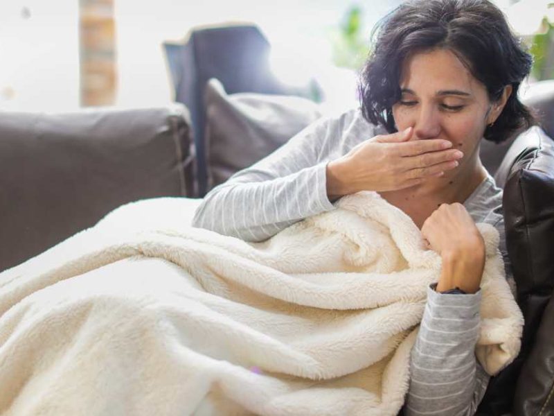 pregnant woman with a cold