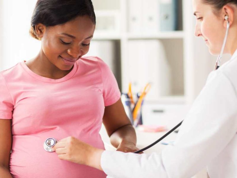 pregnant woman and doctor