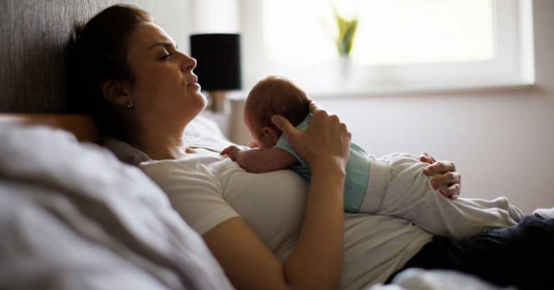 mom and newborn baby postpartum