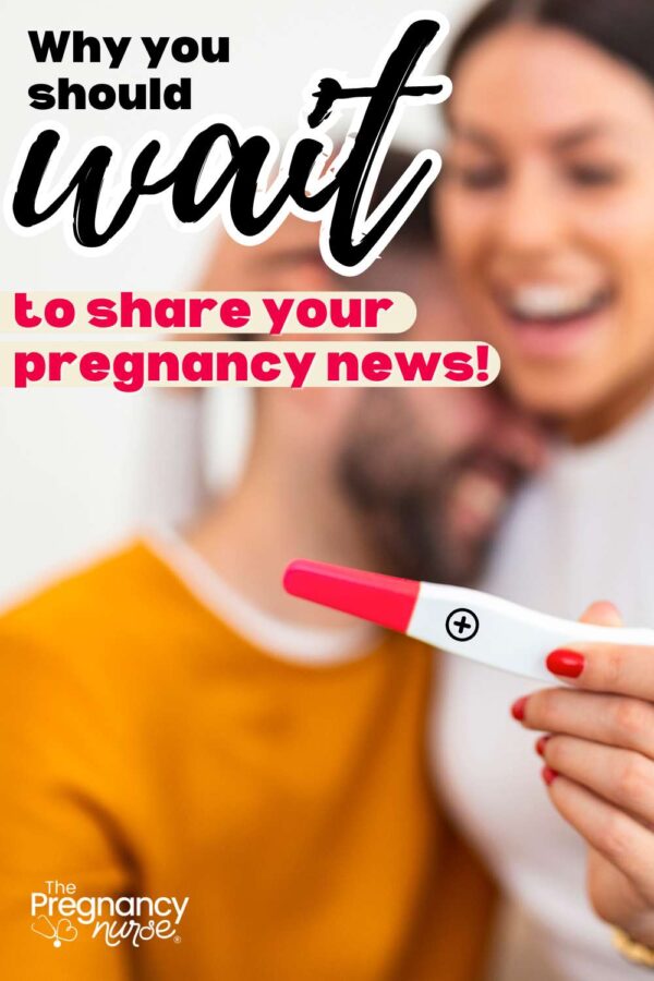 couple with a positive pregnancy test // why you should wait to share your pregnancy news!