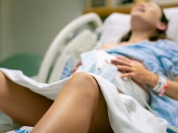 pregnant patient pushing //